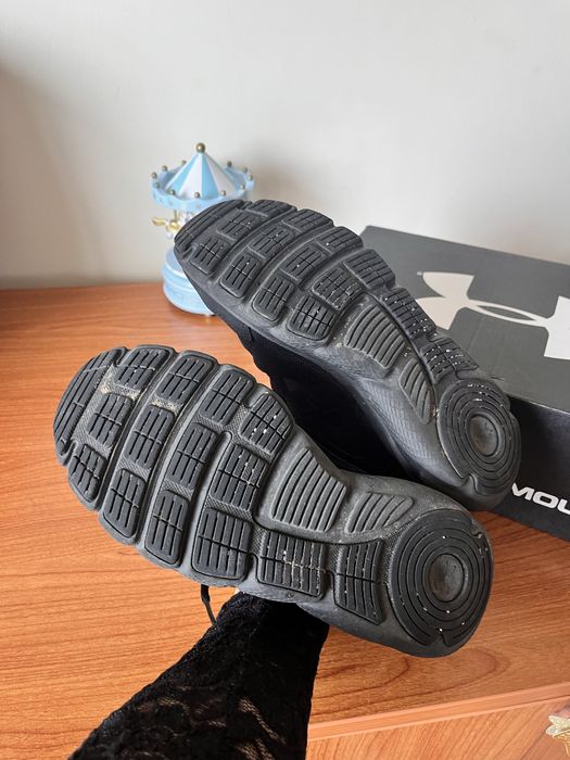 Удобни маратонки Under Armour