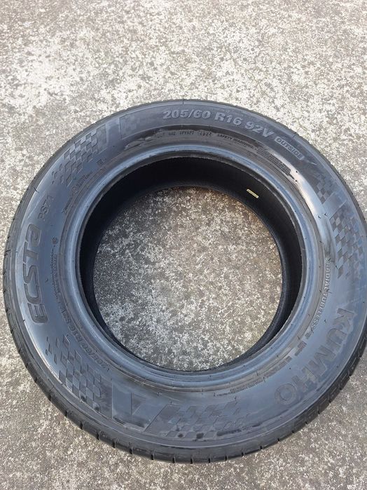 oferta Anvelope Vara KUMHO Ecsta PS71 205/60 R16 92 V_SH