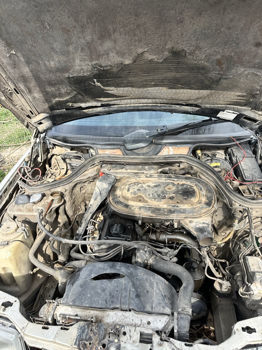 РАЗБОР мерс 124 на запчаст