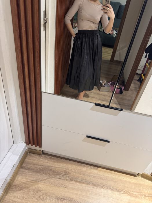 Юбки от Зара, bershka