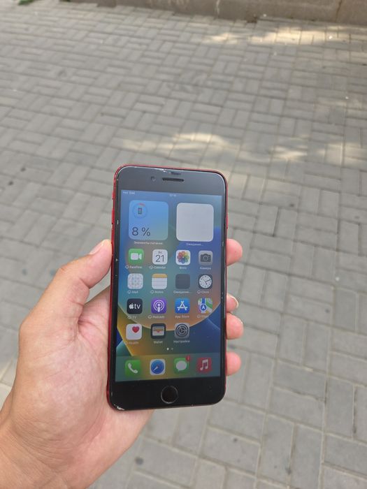 iPhone 8+ 64 гб 75%