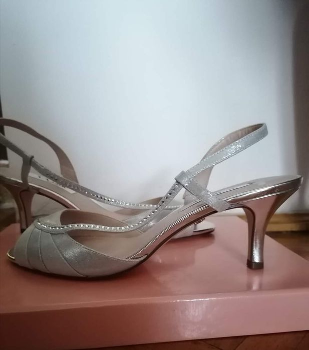 Sandale nr 40 noi