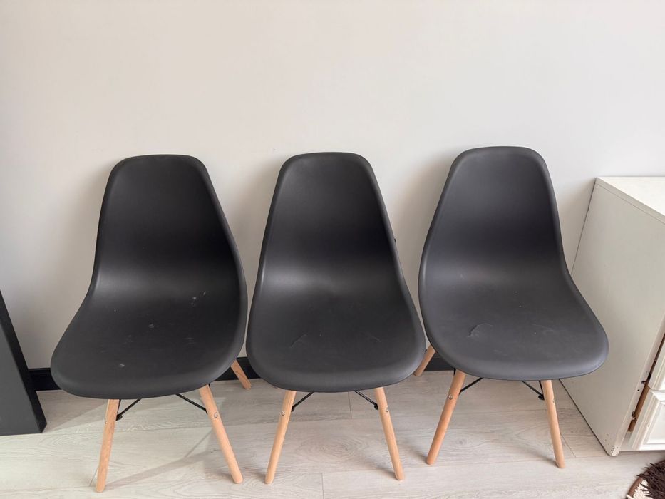 Диван  и стулья б/у