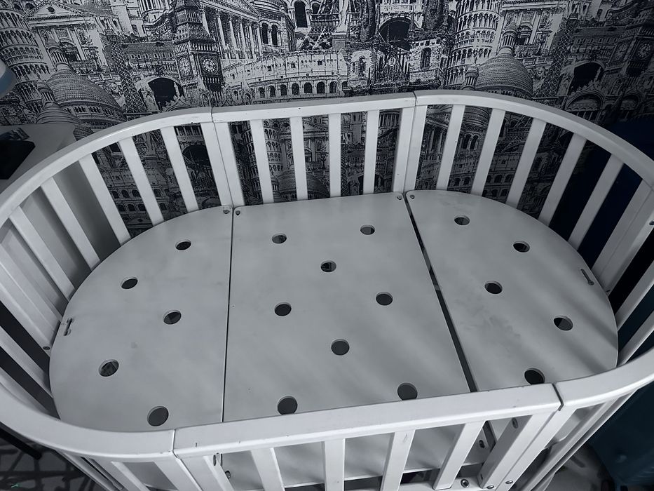 Продам манеж в хорошем состоянии