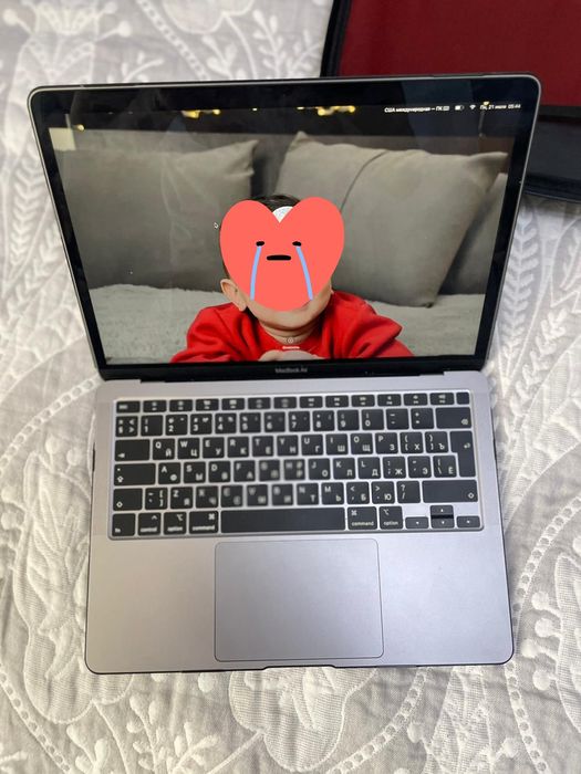 Продаётся MacBook