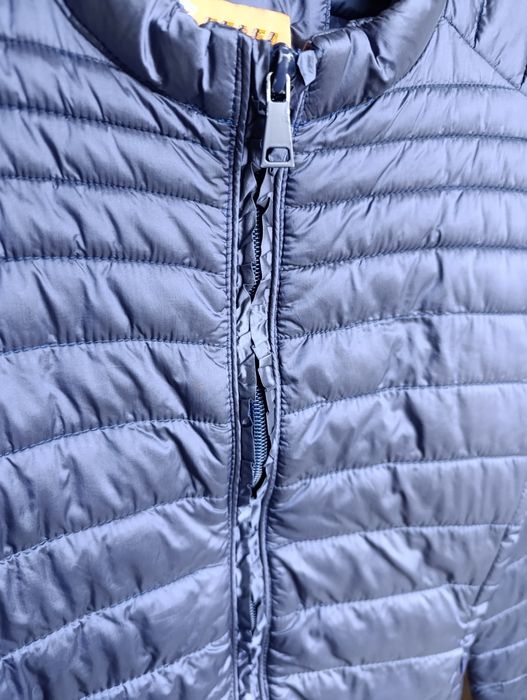 Дамски якета S и  XS размер 2 броя за 20 лв.