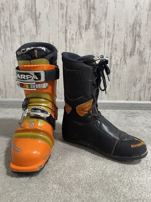 Горнолыжные ботинки Scarpa F3