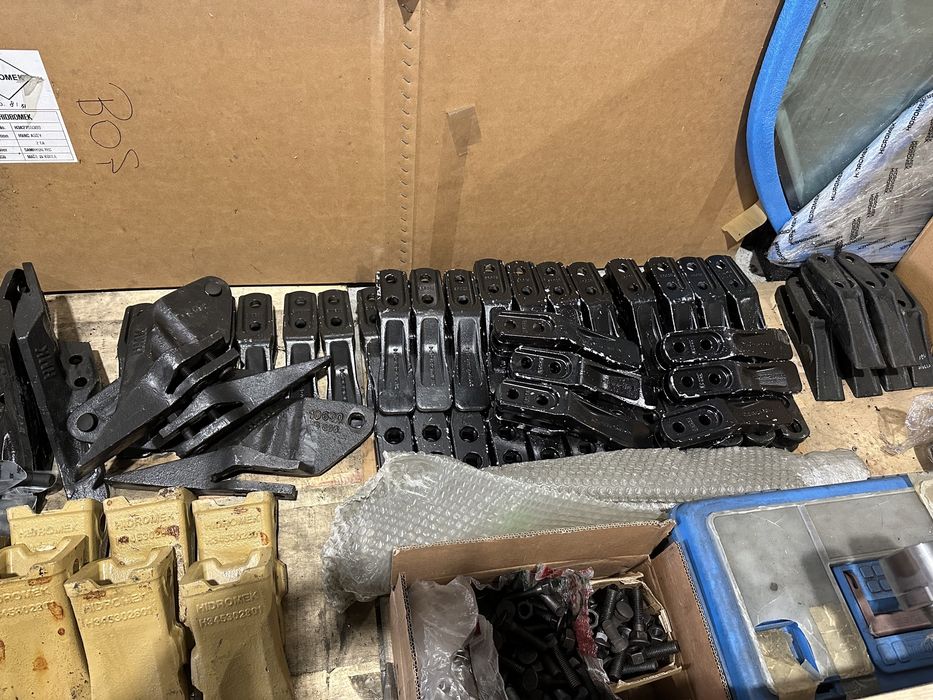 Оригинални резервни части за багери Хидромек Hidromek и JCB