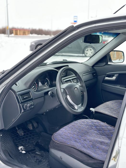 Продам приору 2015 год