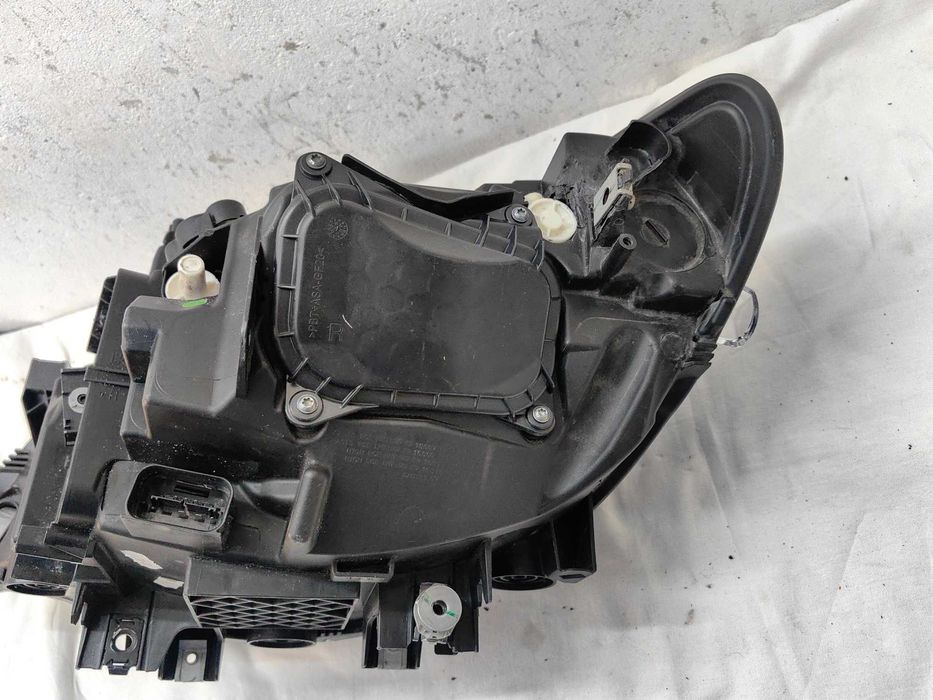 Оригинален фар БМВ 2 Ф22  BMW 2 F22 Feis Adaptive Led