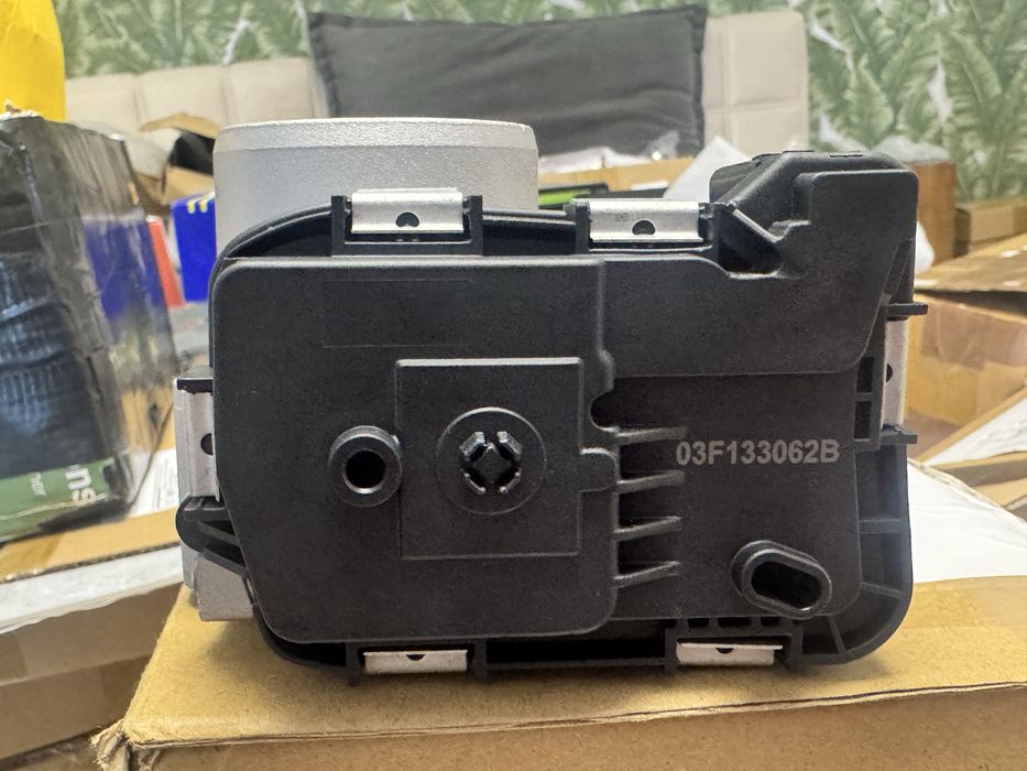 Clapetă Accelerație NOUĂ VW, Audi, Skoda, Seat 1.2 / 1.4 TSI – Cod 03F133062BD