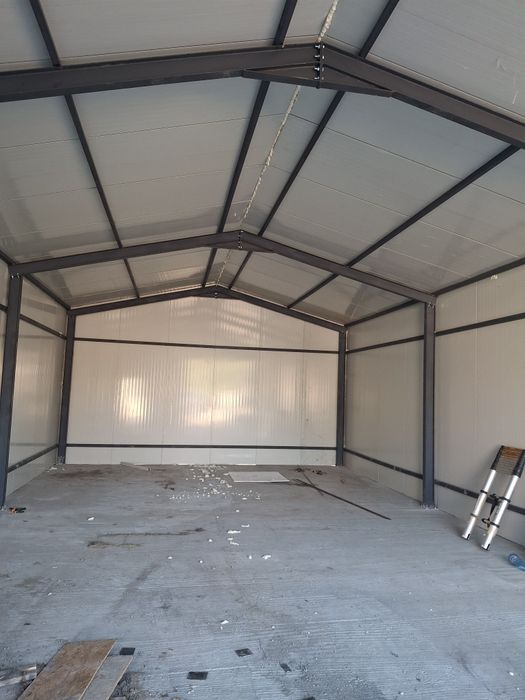 Vând structura metalica 8x15x4 6000€ cu montaj