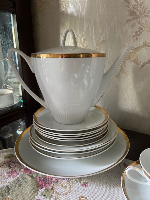 Фарфоровый кофейный набор