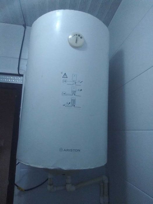 Срочно продается Аристон