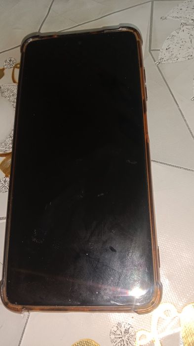 Продам телефон поко х3про