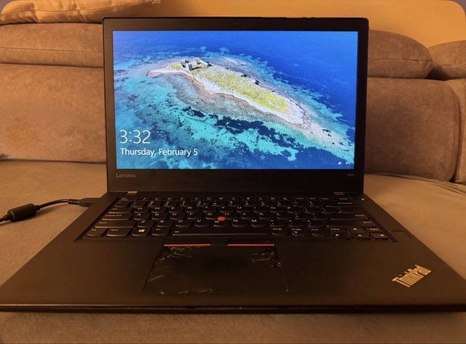 Laptop lenovo.