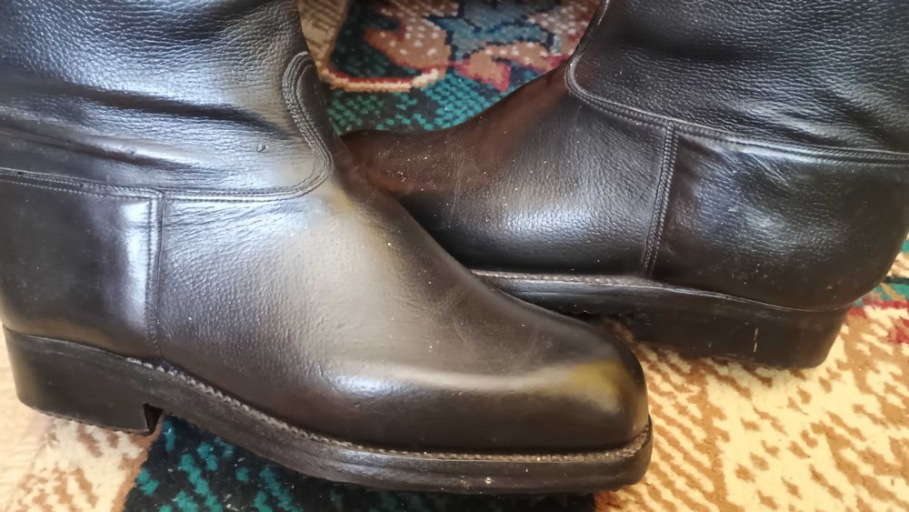 Cizme piele retro barbati - posibil serie militie, militare + calapod lemn originale, stare buna, REDUCERE