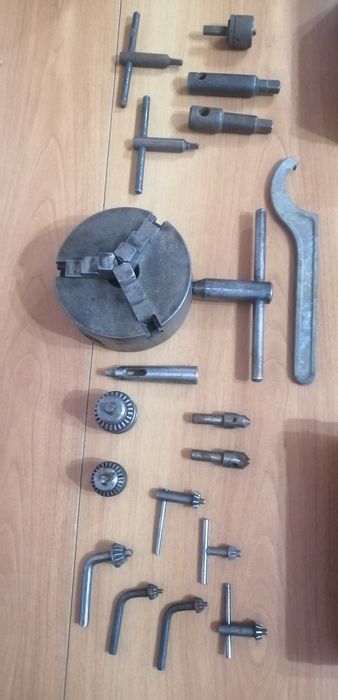 Продам токарный инструмент