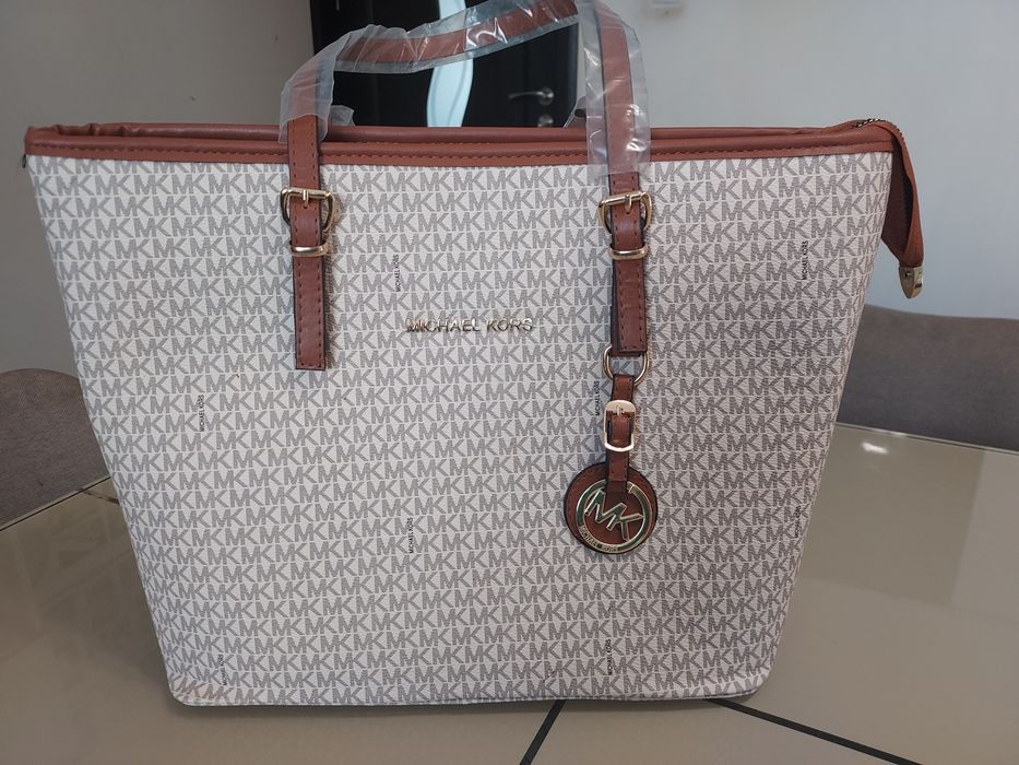 Geantă elegantă damă Michael Kors