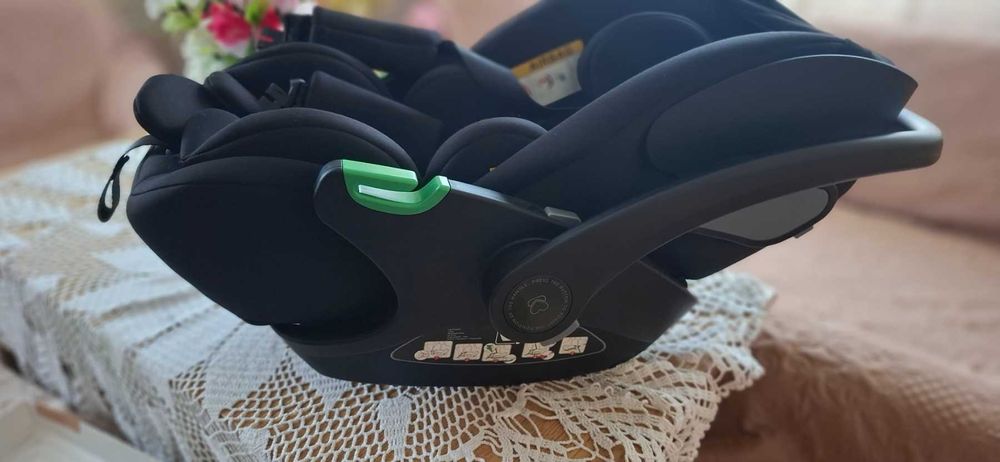 KIKKA BOO Стол за кола-кошница I-TRAIL I-SIZE (40-87 см) BLACK