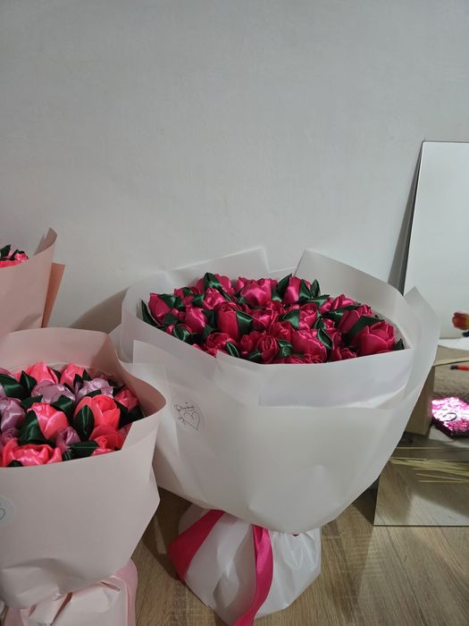 Buchet satin 3 lei firul