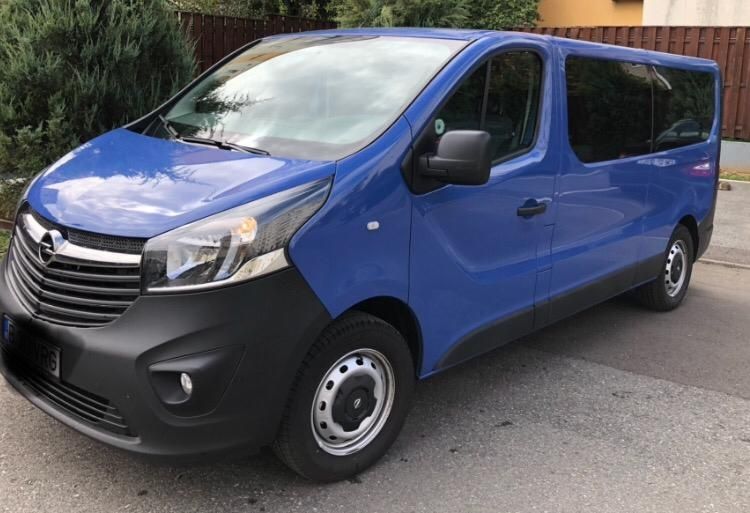 Rent a car microbuz 8+1, închiriez microbus 8+1,rent a van 8+1 cluj