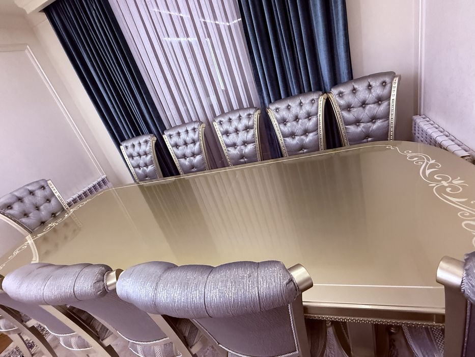 Стол стул мебель для гостинной