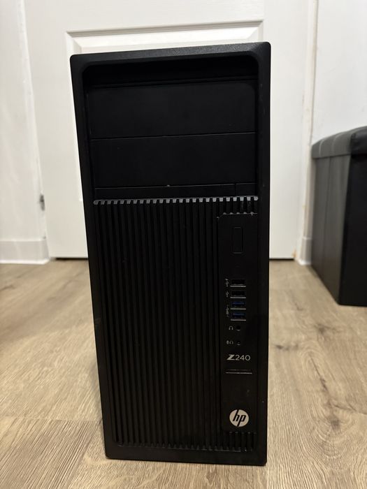 HP Z240 Xeon e3-1240v5 rx470 4gb  256SSD NVME