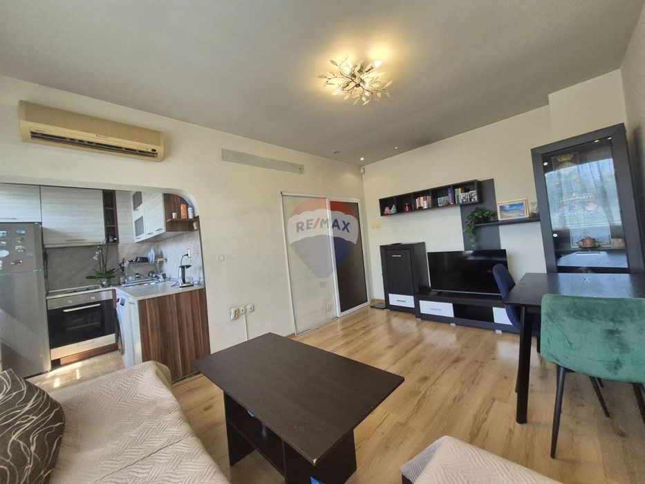 Продава се Тристаен апартамент в Варна, Левски - 66 кв.м за 2304 €/кв.м - Снимка #3