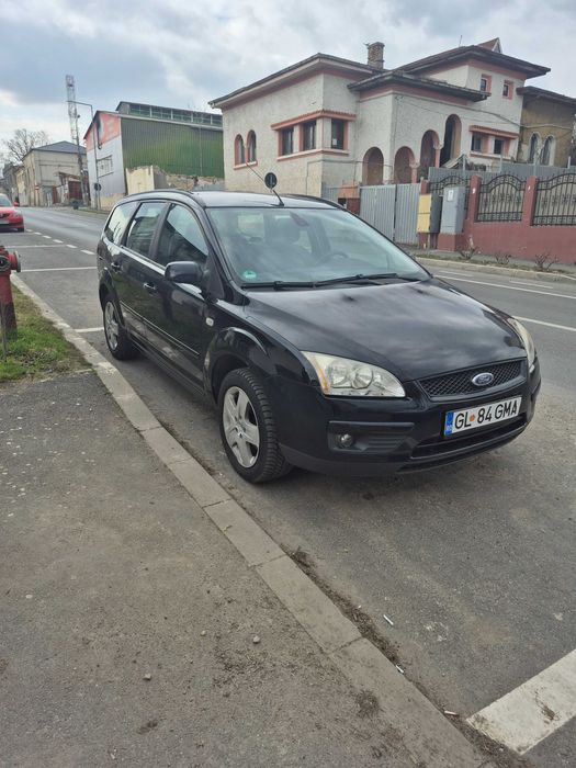 Vând Ford focus 1,6 benzină , ITP valavilbil ,an 2007 ,ofer fiscal