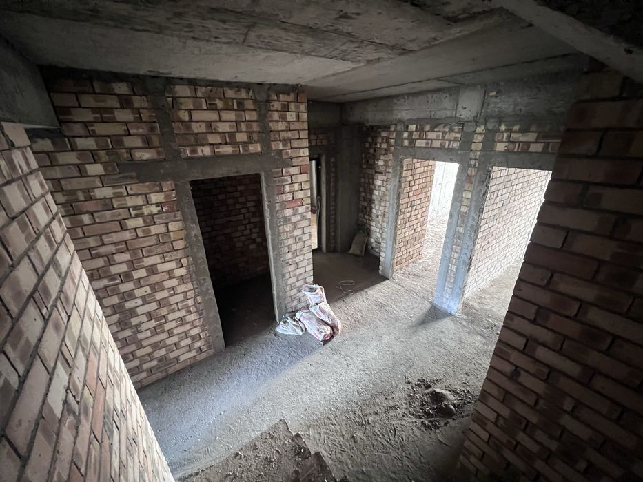 Продается двух этажный пентхаус 174 м2 на улице Баку 89 Яшнабаде.