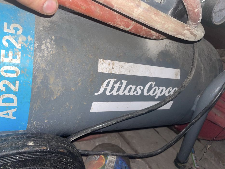 Продам компрессор почти новый