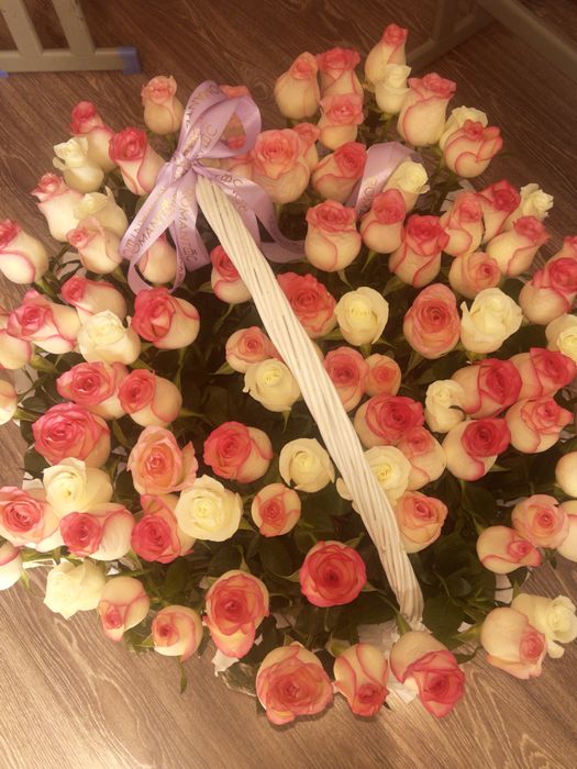 Продам шикарный букет из 101 розы