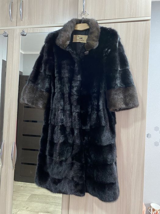 Продам норковую шубу