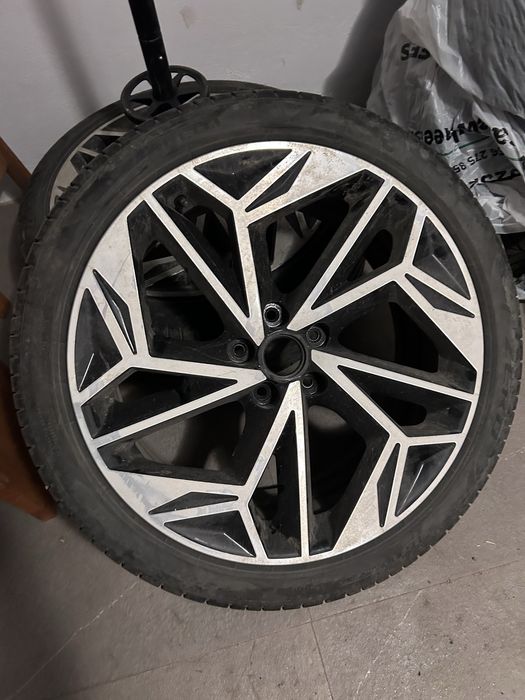 Jante echipate complet originale Hyundai Ioniq 6