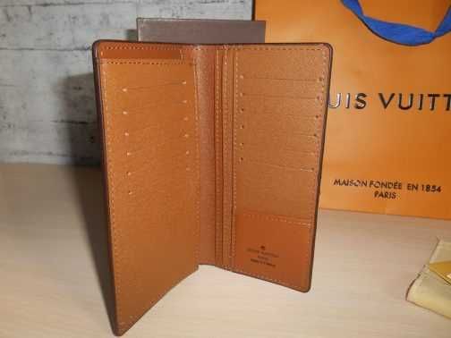 In stoc Portofel pentru bărbați Louis Vuitton 080