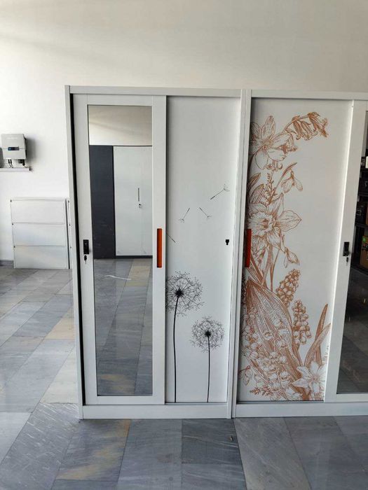 Шкаф /Naqshli kiyim javoni/ Shkaf temir / Гардероб/Xodimlar shkafi