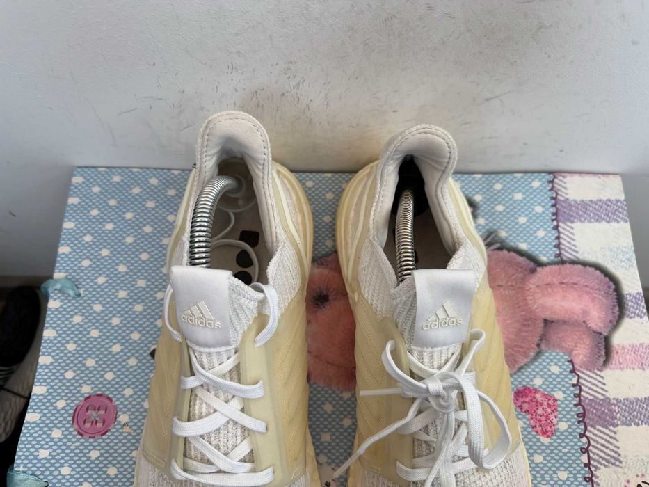 adidas UltraBoost 19''оригинални маратонки 44 номер