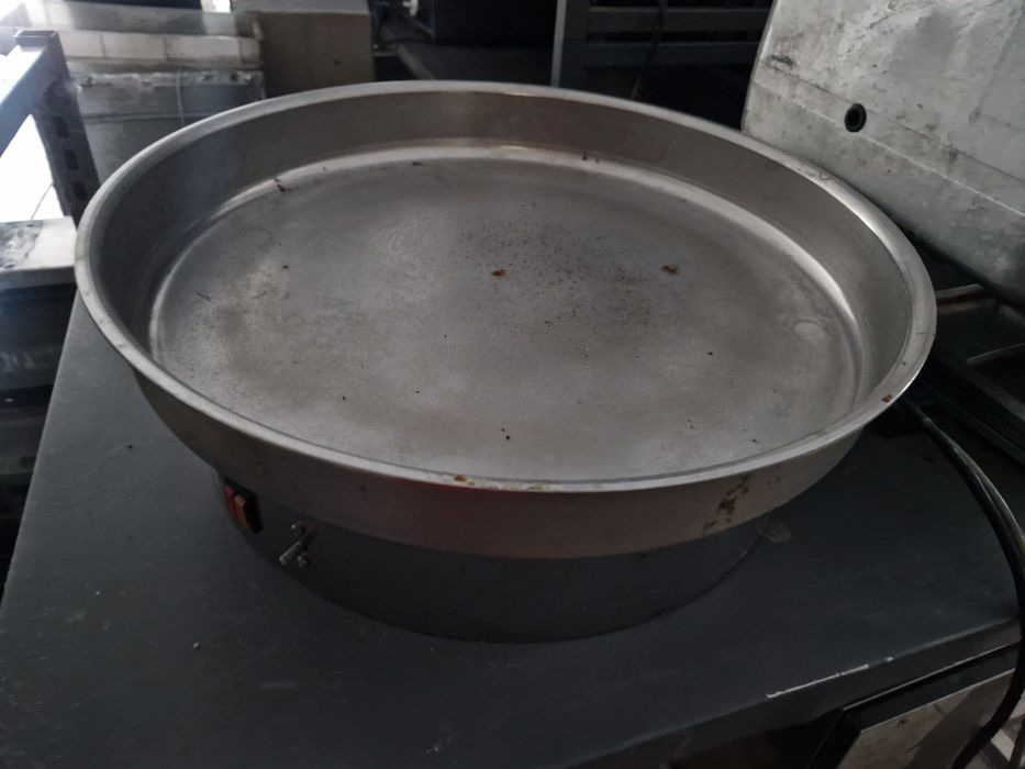 Grill electric sau gaz, de putere neted si striat
