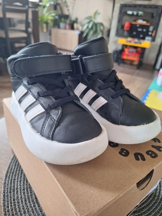 Детски маратонки Adidas 25 номер