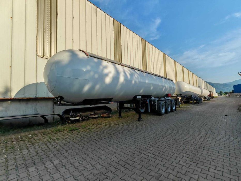 Полуприцеп газовоз