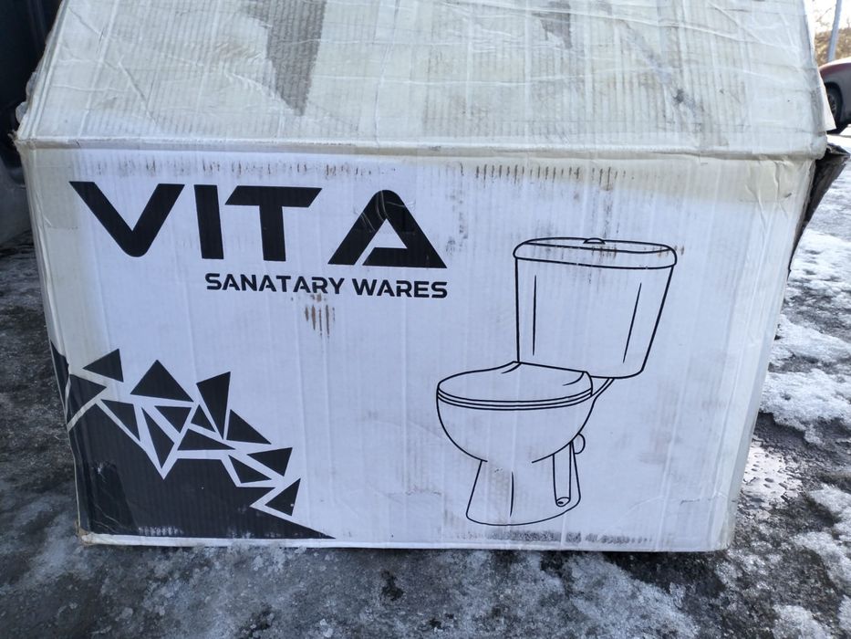 Продам Унитаз в коробке новый