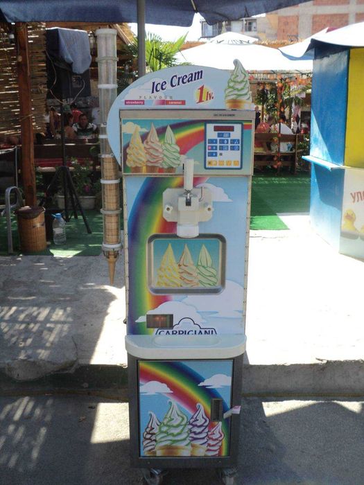 Машина за сладолед Carpigiani Colore & Rainbow