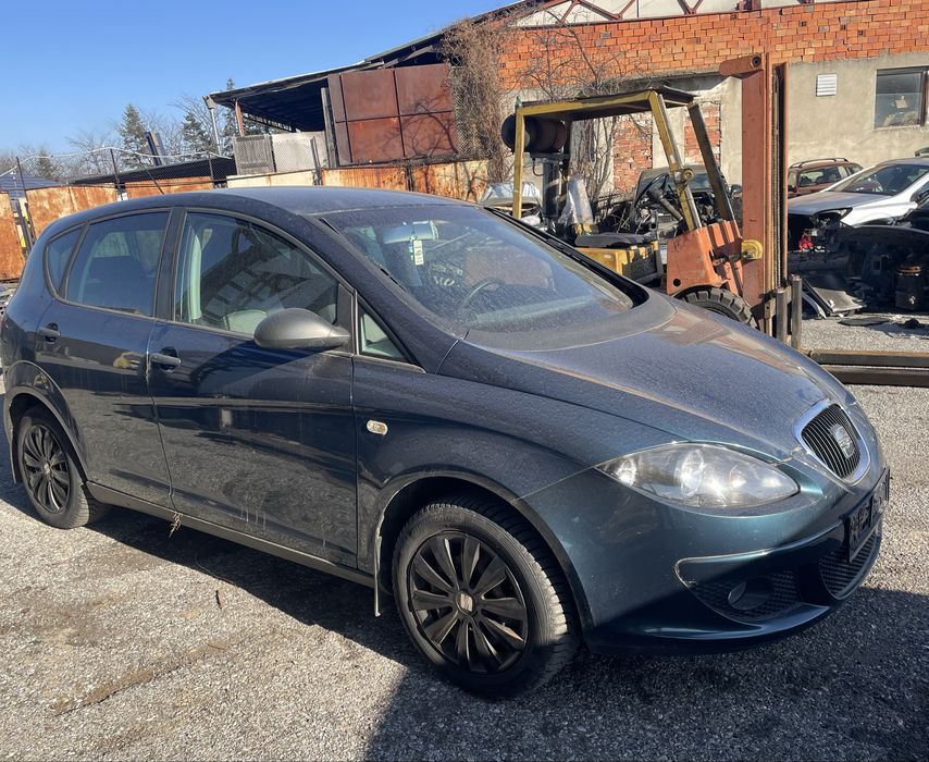 Seat altea 1.6 i 102 к с на части