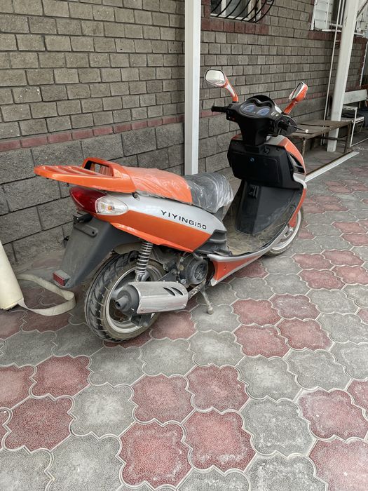 Мопед в хорошем состоянии