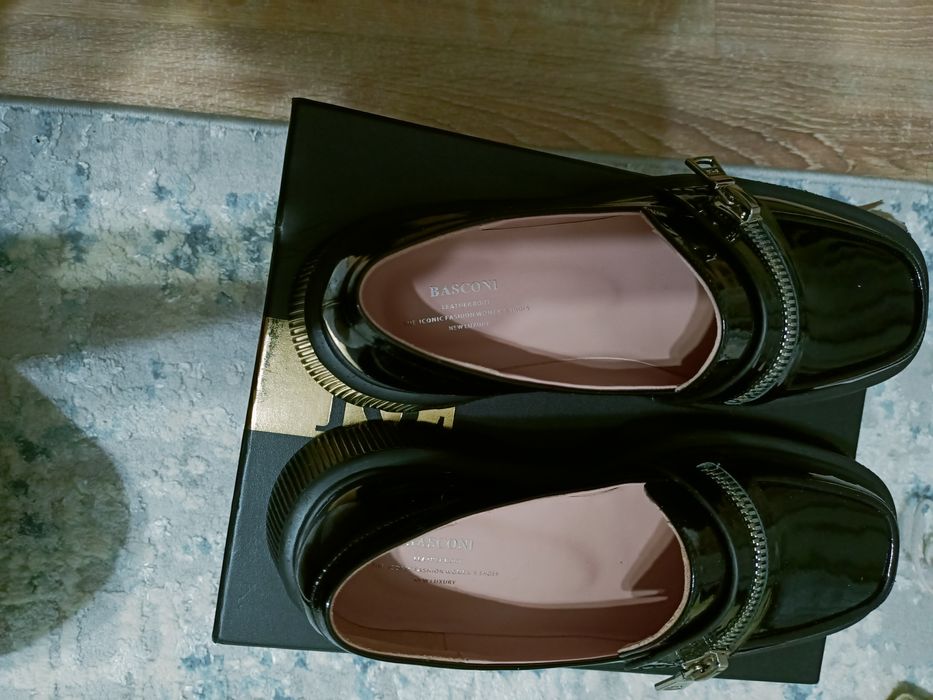 Обувь женская новая