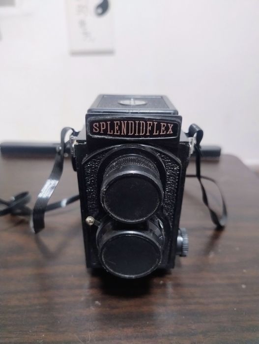 Старинен фотоапарат Splendidflex