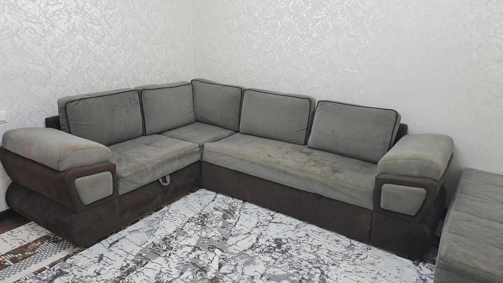 Уголок журнальный столик комплект