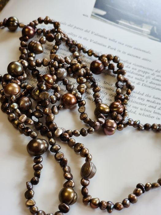 ДЪЛГО ретро колие / наниз от  истински барокови перли