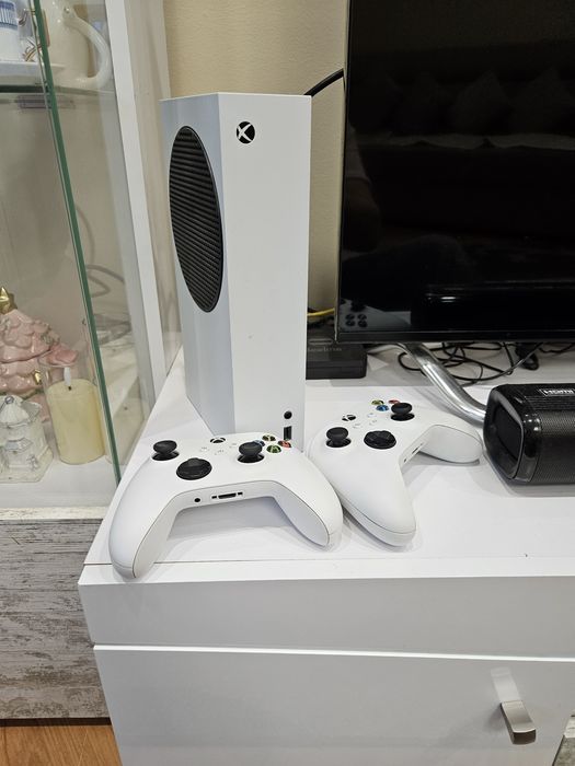 Продам xbox series s